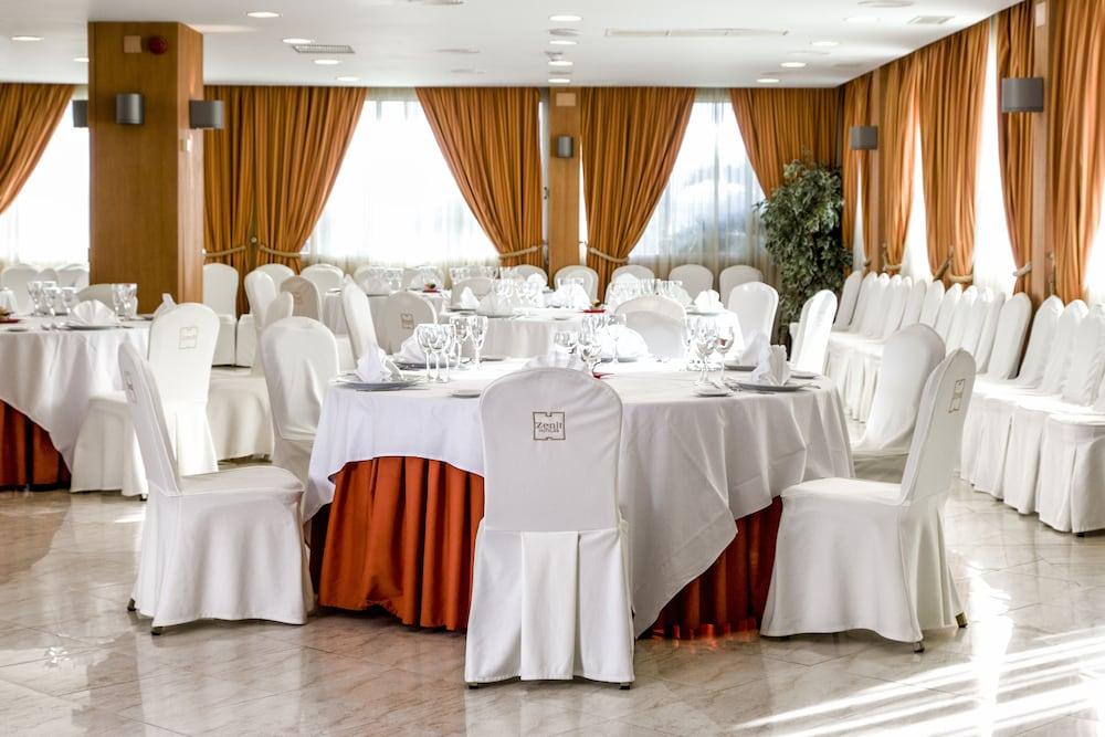 Zenit Logrono Hotel Екстериор снимка