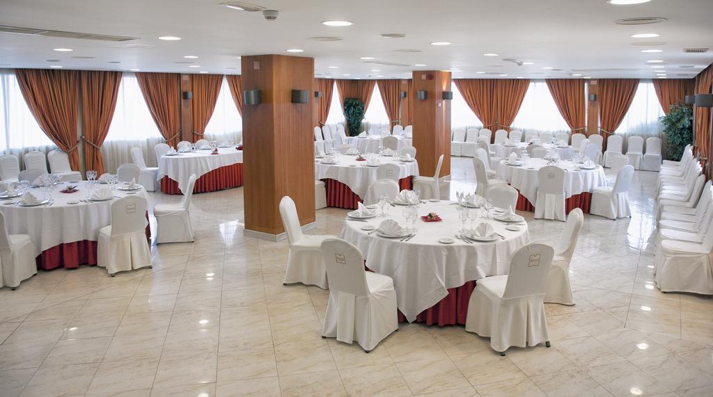 Zenit Logrono Hotel Екстериор снимка