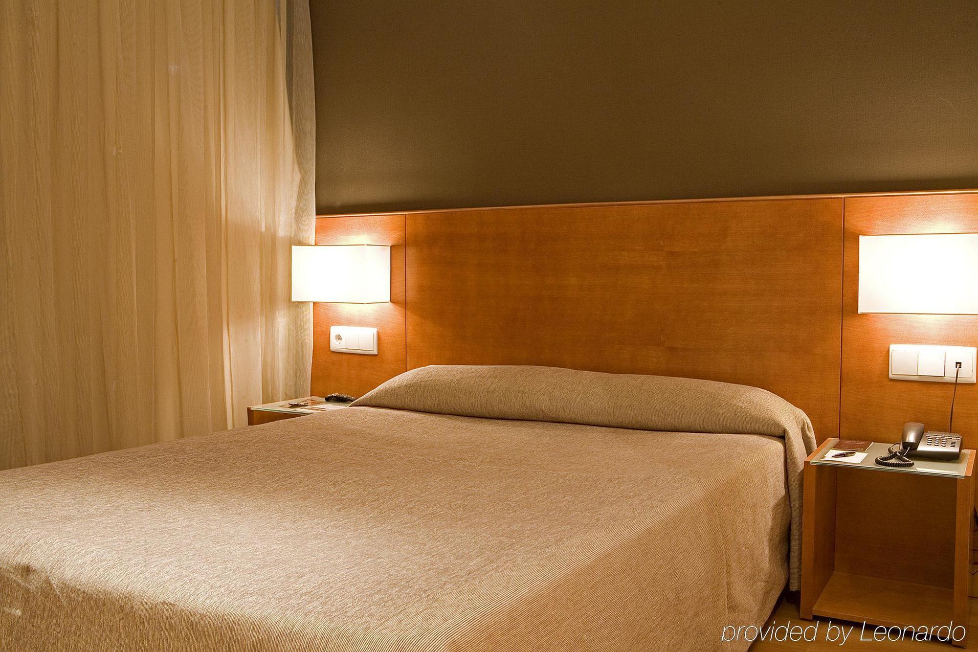 Zenit Logrono Hotel Екстериор снимка